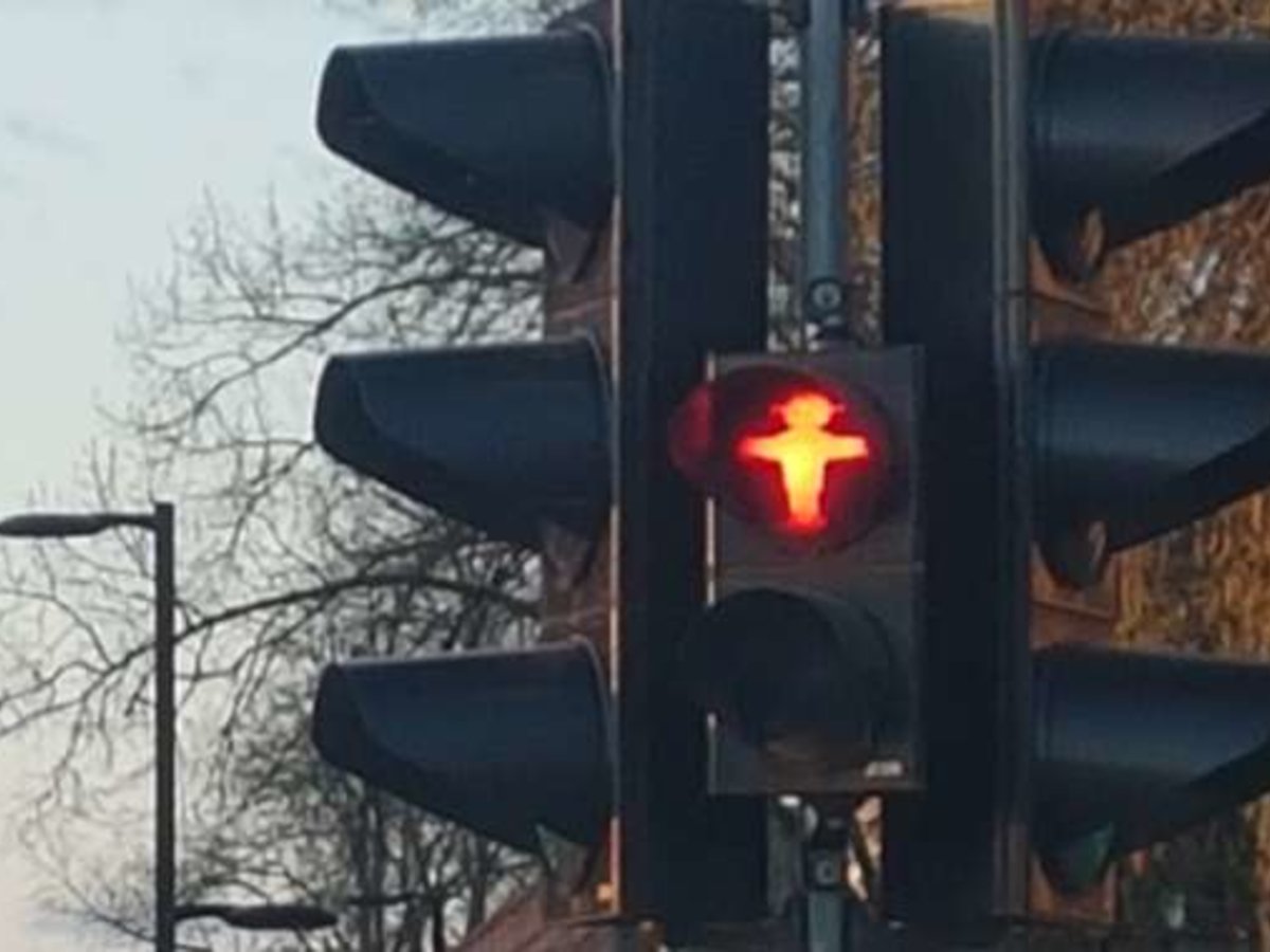 Laikinai bus atjungtas perėjos į Mokolų bažnyčią šviesoforas