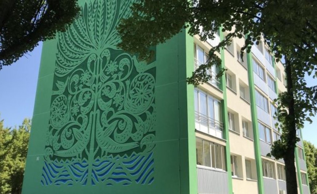 Ar žinote kur yra gražiausias Lietuvos daugiabutis? Taip! Marijampolėje!