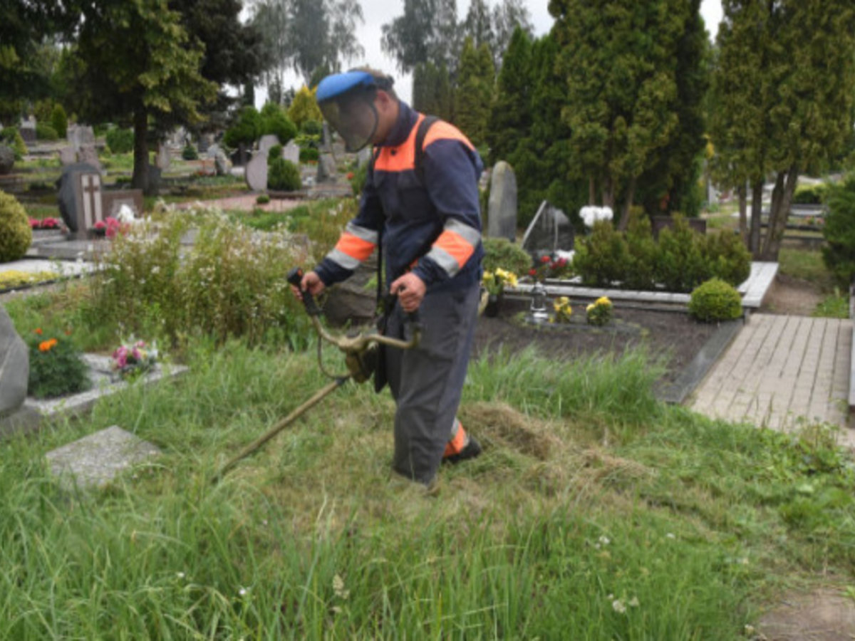 Bendruomeniškai tvarkykime kapavietes