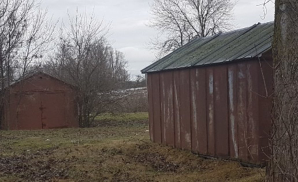 P. Kriaučiūno ir Fabriko g. Marijampolėje esančių statinių savininkų dėmesiui