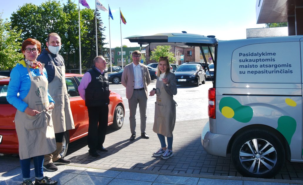 Marijampolėje lankėsi „Maisto banko“ autobusiukas