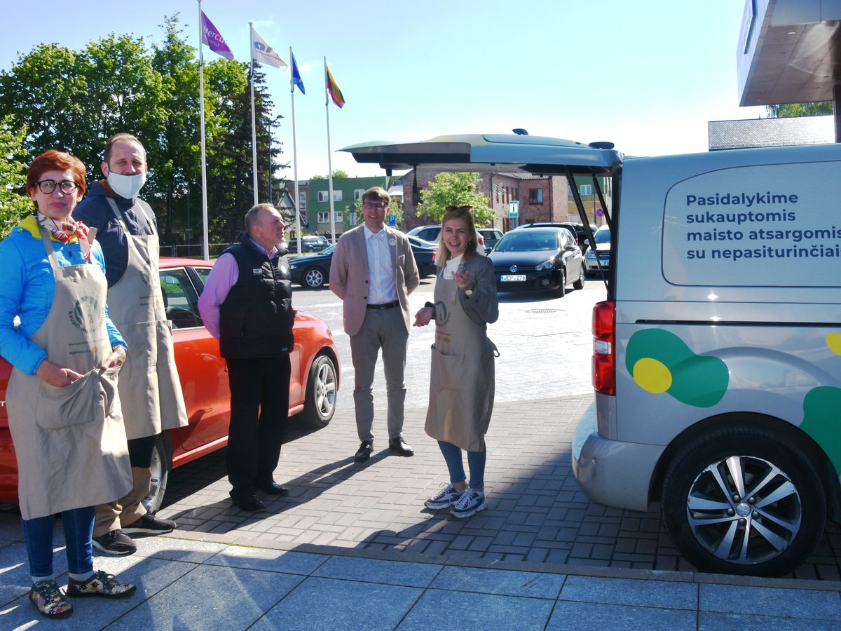 Marijampolėje lankėsi „Maisto banko“ autobusiukas