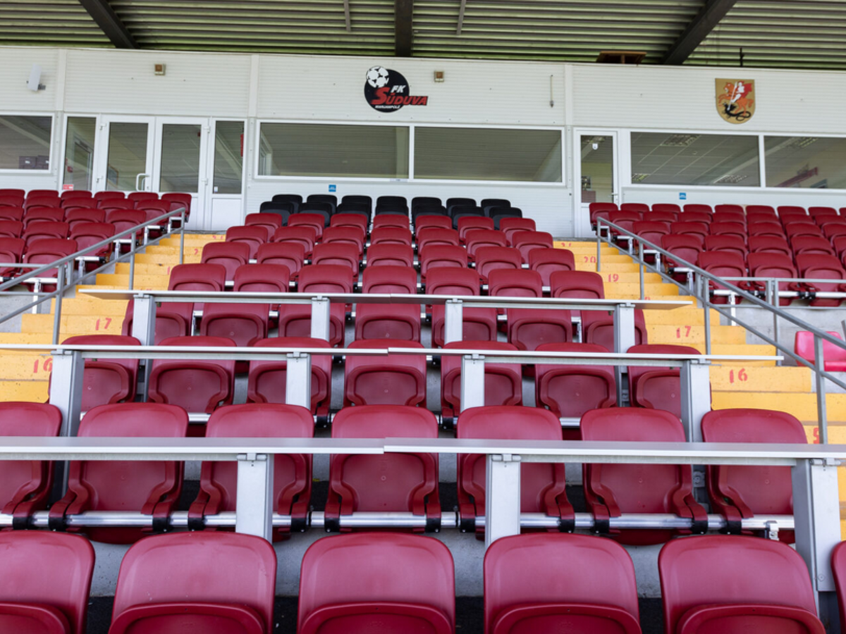 Marijampolės futbolo stadionas ruošiasi tapti 4 kategorijos stadionu
