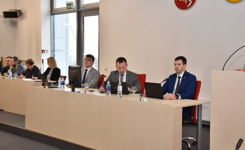 Nuo COVID-19 nukentėjusiems savivaldybės verslams suteiktos mokestinės lengvatos