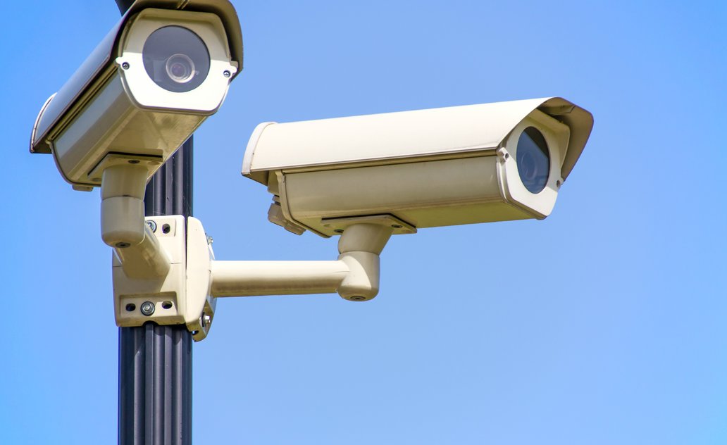 Norite vaizdo stebėjimo kameros savo gyvenamojoje aplinkoje? Nepamirškite duomenų apsaugos!