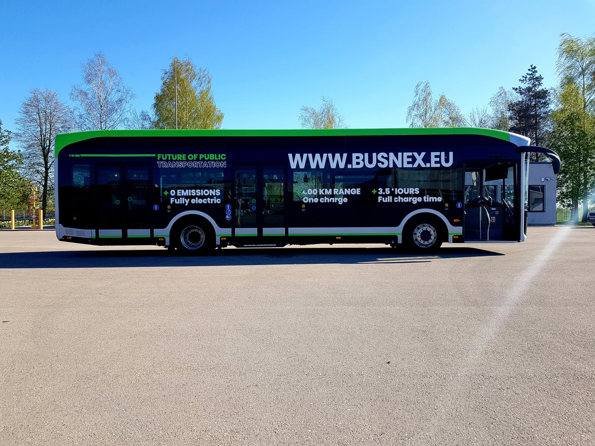 Už taršų automobilį – viešojo transporto bilietas, dviratis arba paspirtukas