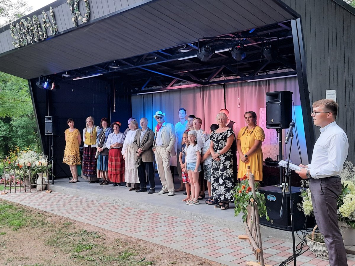 Valavičių mėgėjų teatras „Širma“ šventė 10 metų jubiliejų