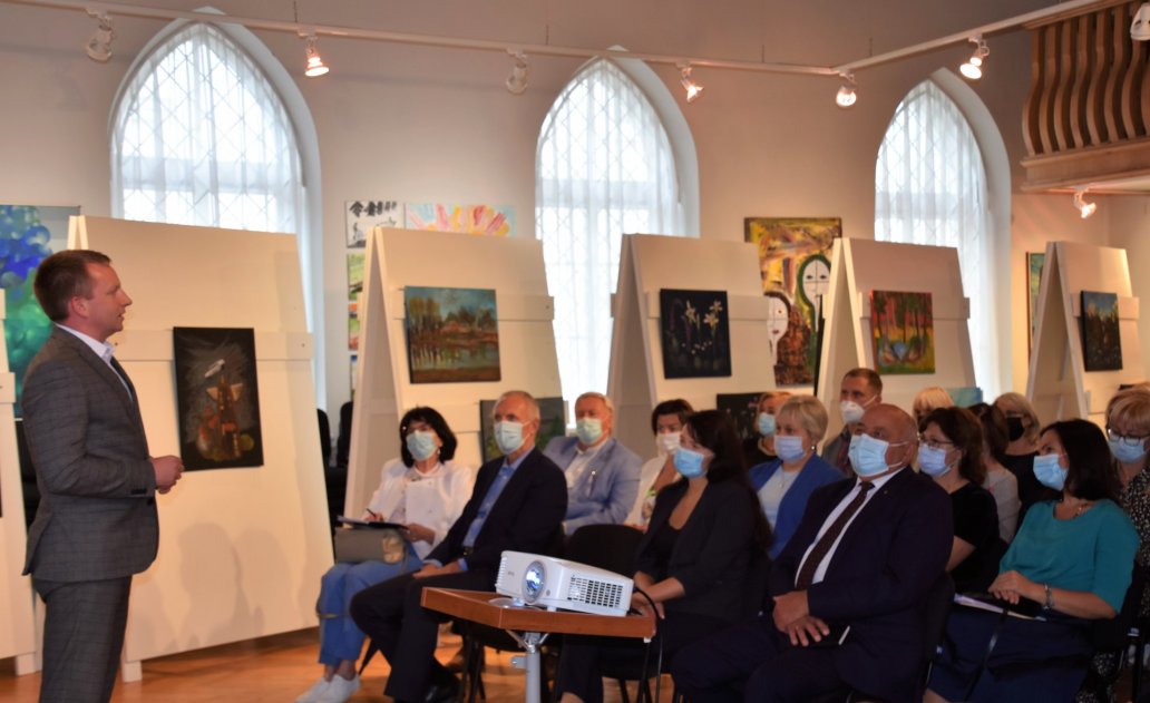 Įvyko savivaldybės švietimo įstaigų vadovų pasitarimas