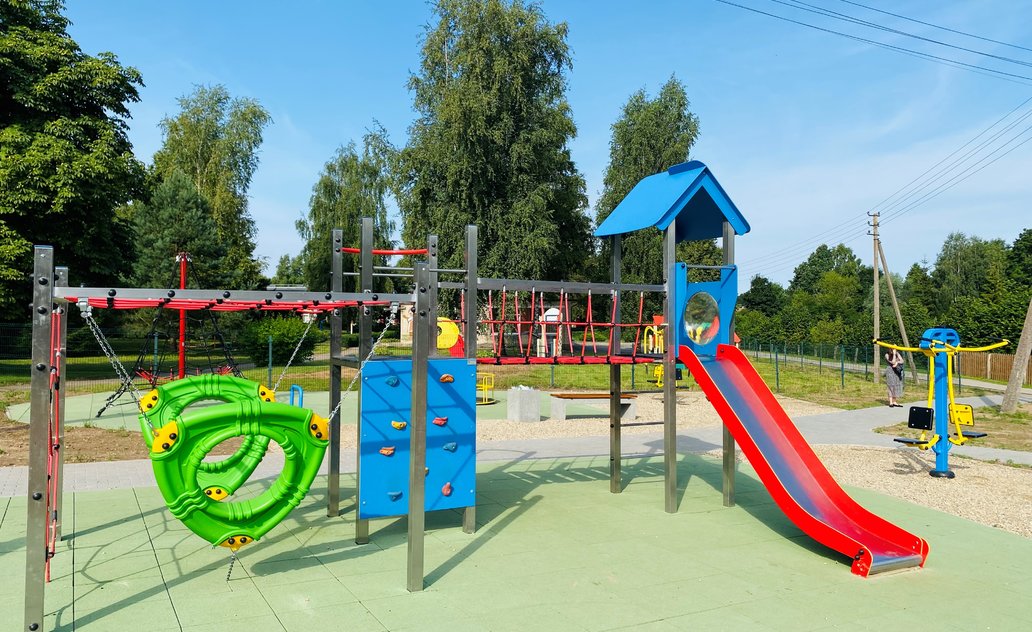 Dėmesys ne tik miestui: Igliaukos miestelį jau puošia nauja infrastruktūra