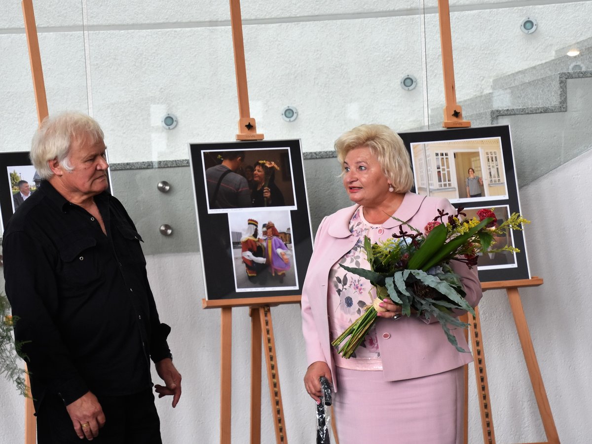 „Mano miesto žmonės”: triskart jubiliejinė  fotografo R. Linionio fotografijų paroda 