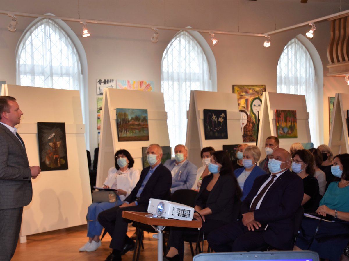 Įvyko savivaldybės švietimo įstaigų vadovų pasitarimas