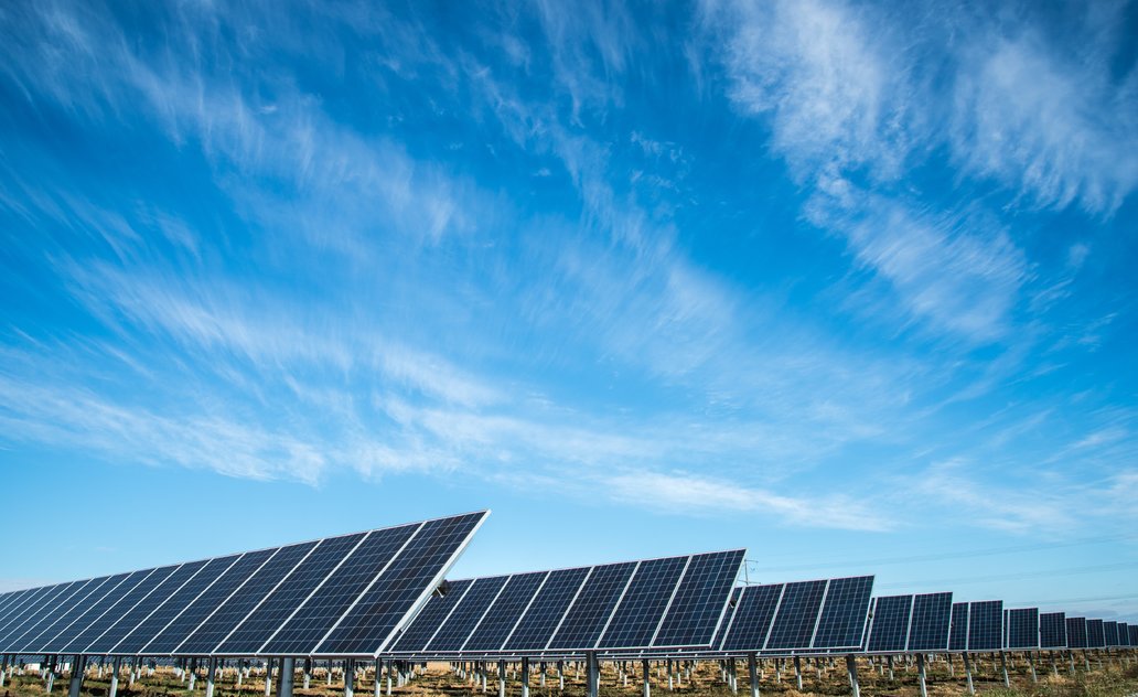 Socialiai remtiniems gyventojams – parama įsirengiant atsinaujinančius energijos šaltinius