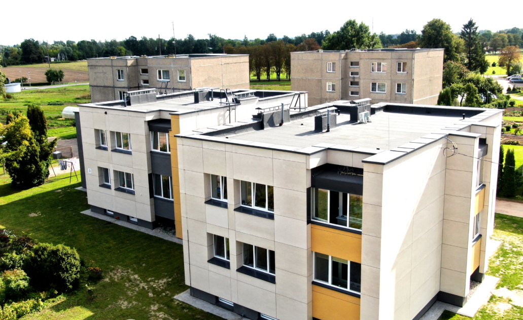 Marijampolė vis keičiasi: daugėja renovuotų daugiabučių namų 