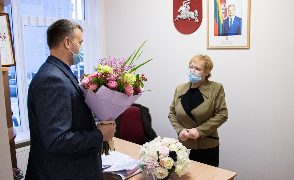 Mero padėka ilgametei lopšelio-darželio „Vaivorykštė“ direktorei