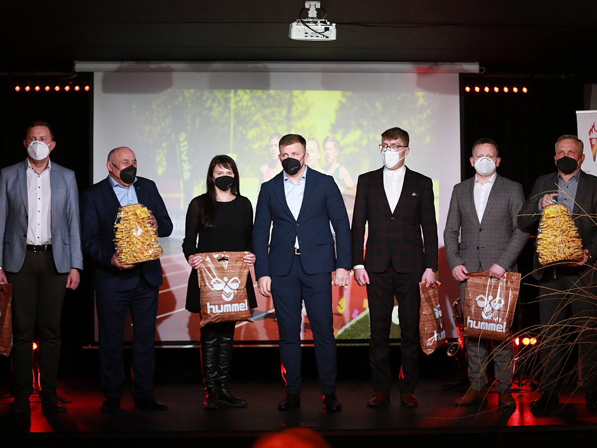 Apdovanoti geriausi Marijampolės sporto centro sportininkai