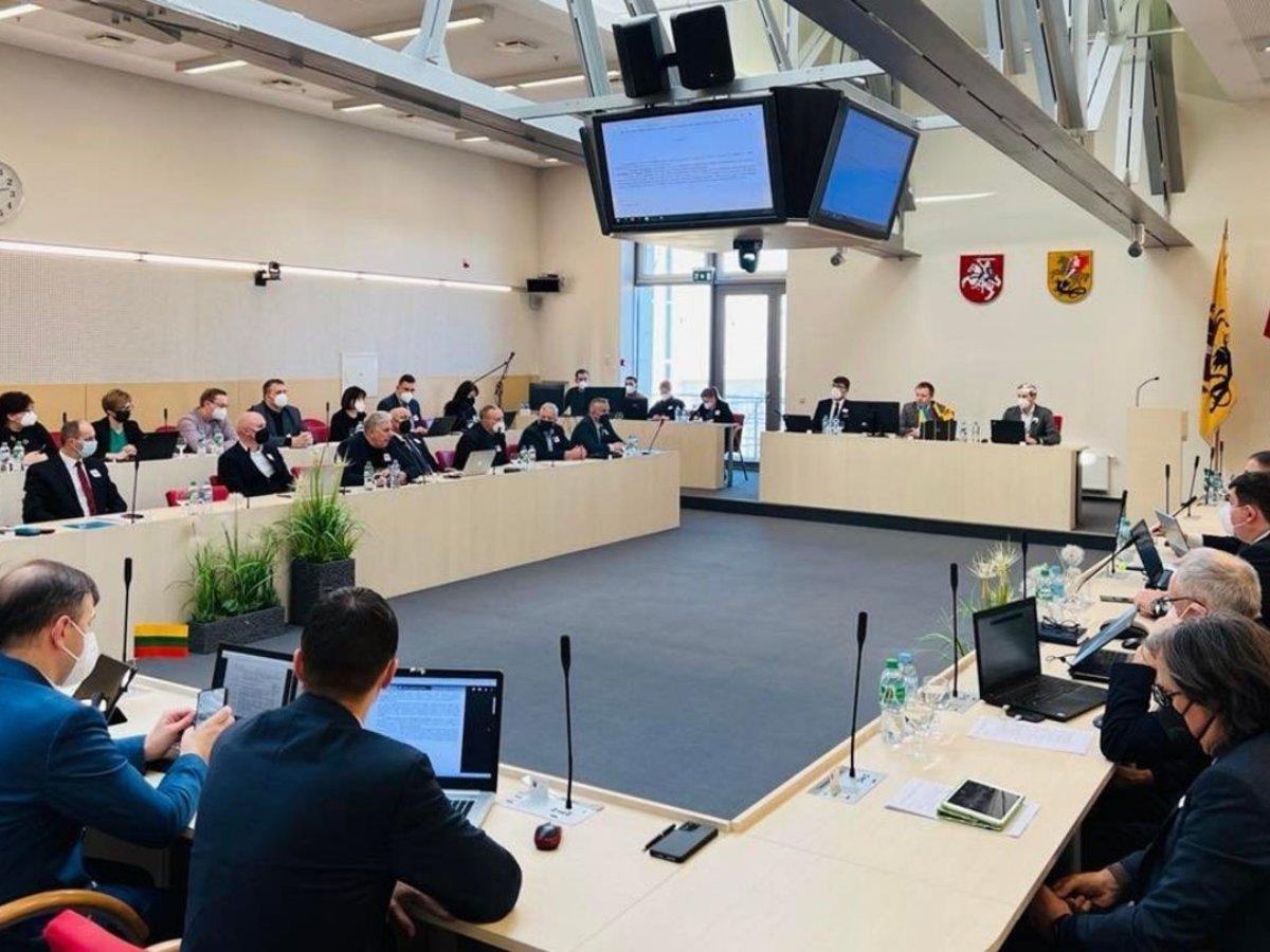 Marijampolės savivaldybė nutraukė bendradarbiavimą su Rusijos Federacijos ir Baltarusijos...