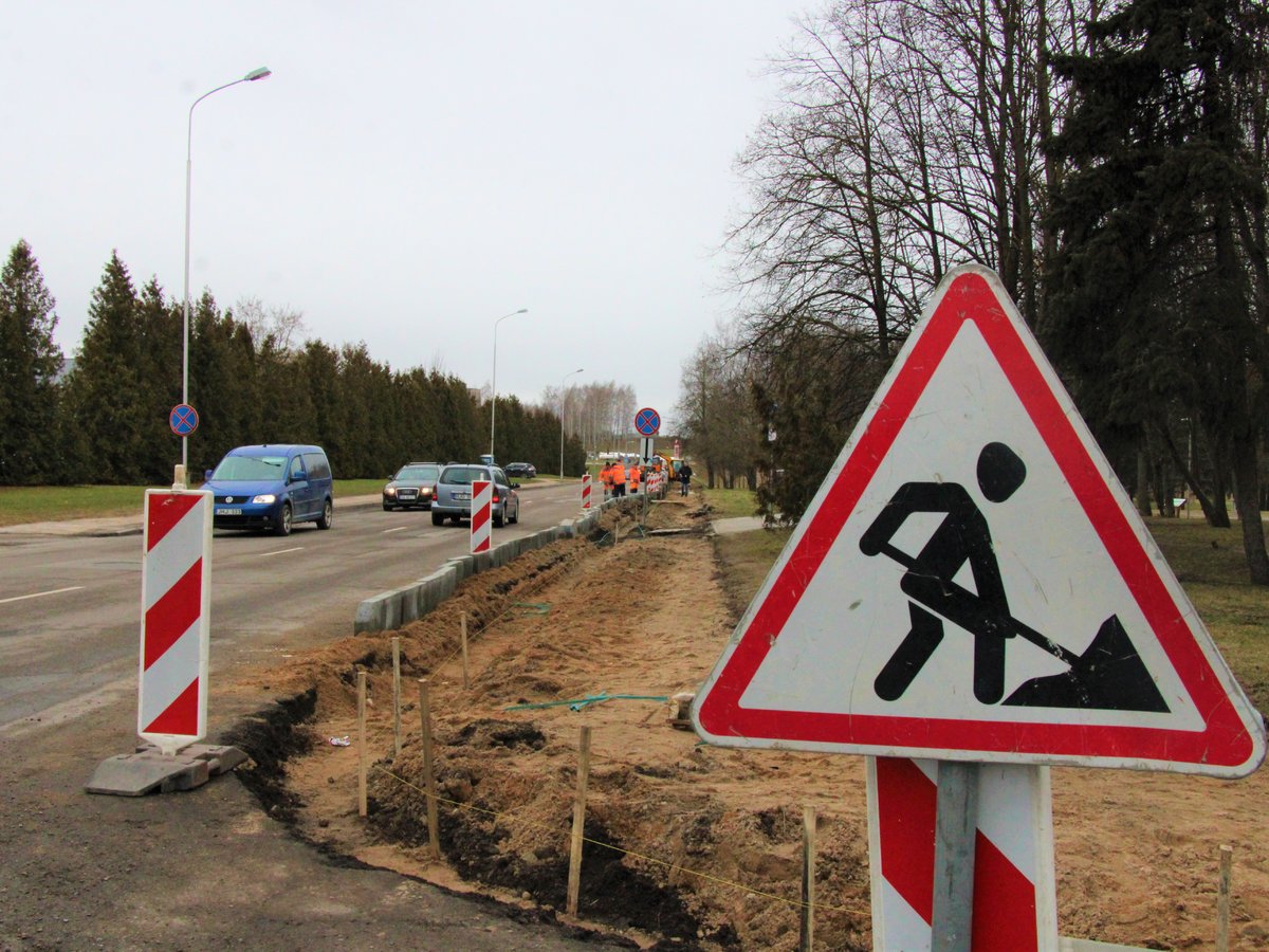 Atsitraukus šalčiams, Marijampolėje vėl ūžia technika 