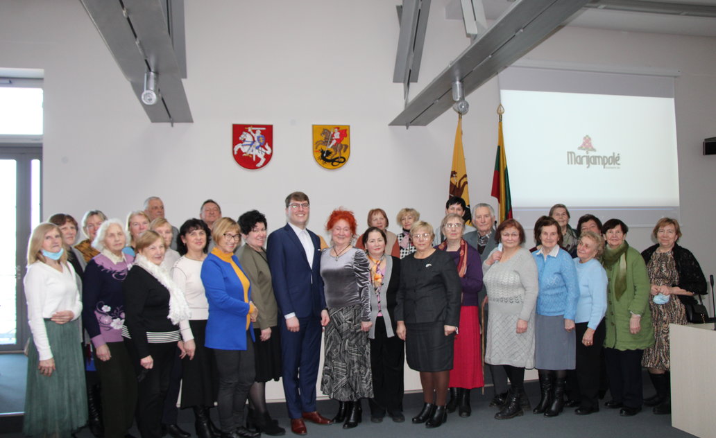 Šventinių emocijų kupinas susitikimas su Marijampolės TAU Kultūros ir meno fakulteto lankytojais