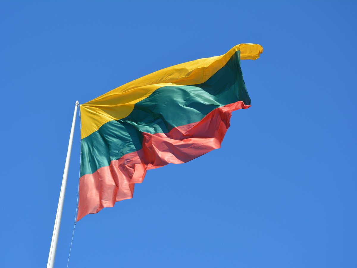 Iškelkime Lietuvos valstybės vėliavą kovo 11-ąją – Lietuvos nepriklausomybės atkūrimo dieną