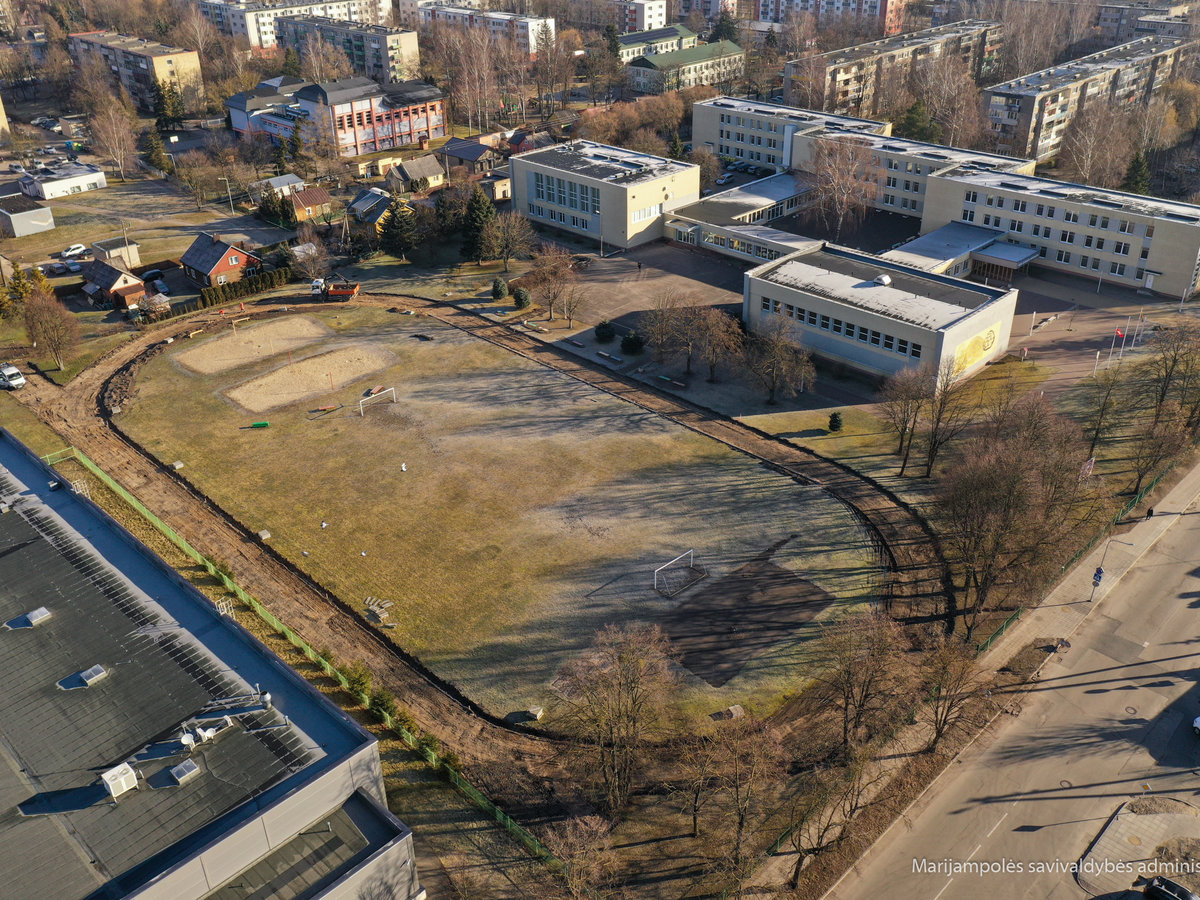 Tęsiami švietimo įstaigų stadionų atnaujinimo darbai