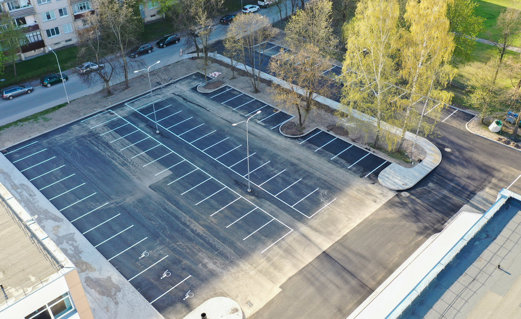 Nauja automobilių stovėjimo aikštelė šalia Pašešupio parko