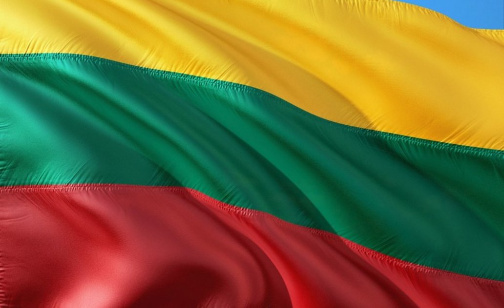 Liepos 6 - ąją kviečiame iškelti Lietuvos valstybės vėliavą