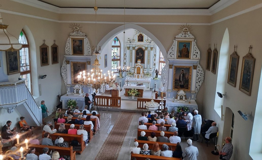 Šv. Marijos Magdalietės atlaidai Šunskuose: su susitikimais,  sveikinimais ir Sūduvos džiazo...