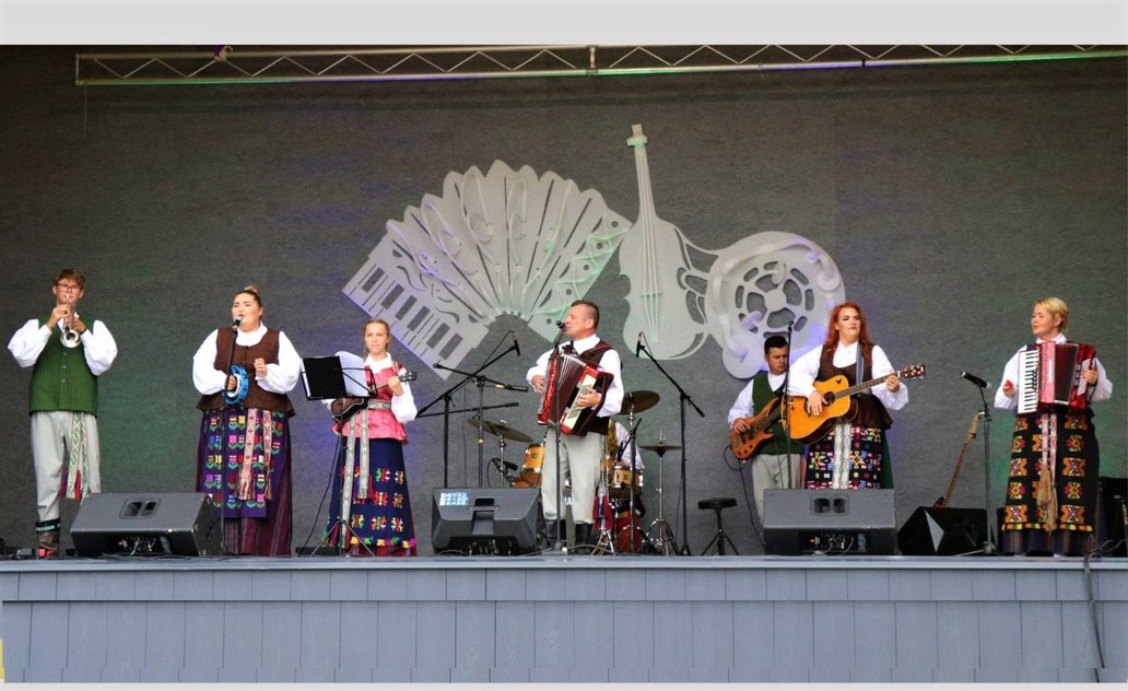 Kapelų šventė „Sueikim, susiedai“ vėl sukvietė į Baraginę! 
