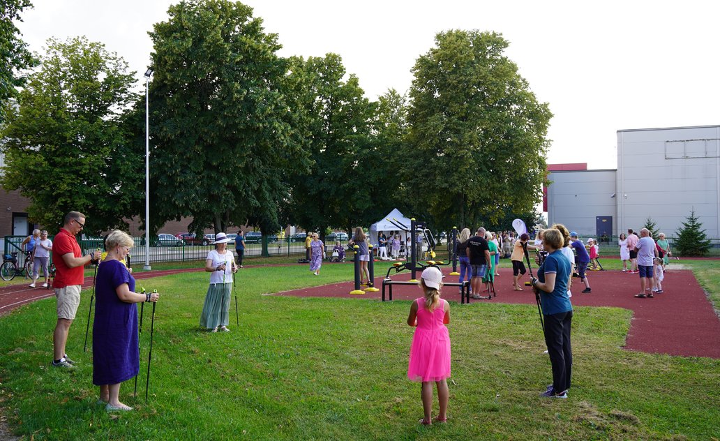 J. Totoraičio progimnazijos stadione pradėtas sveikatinimosi renginių ciklas