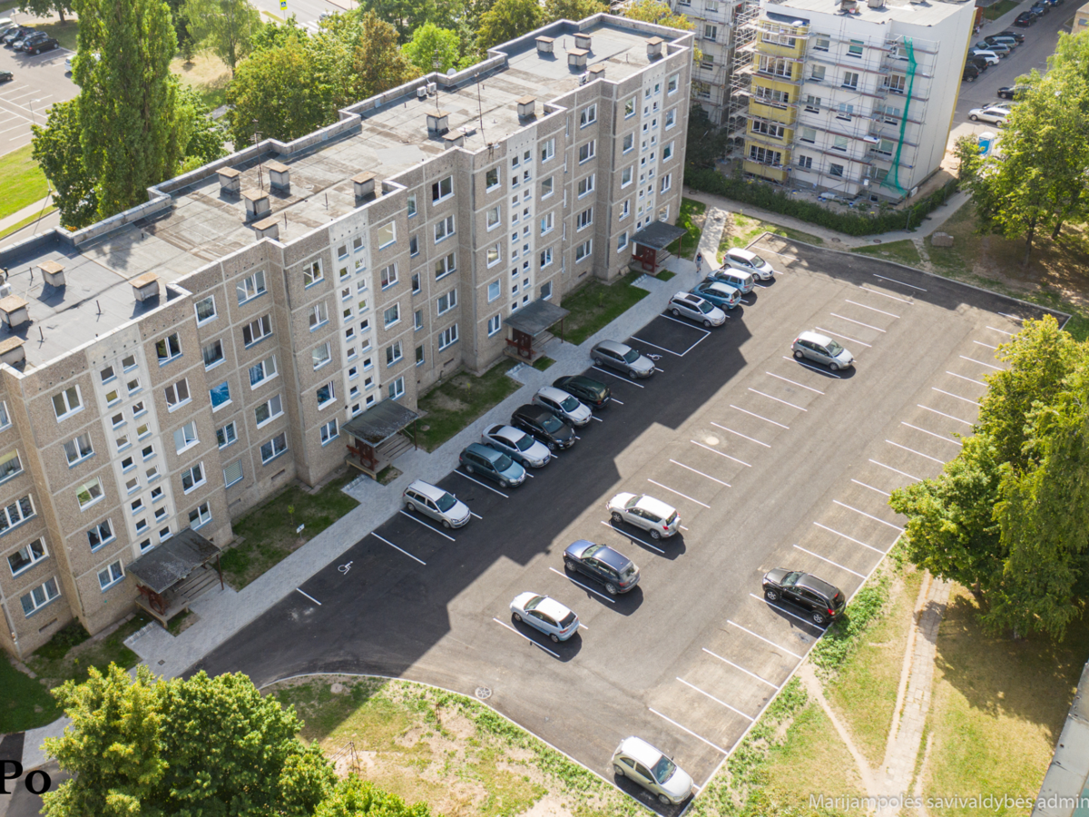 Renovuotų aikštelių prie daugiabučių gyvenamųjų namų dar daugiau