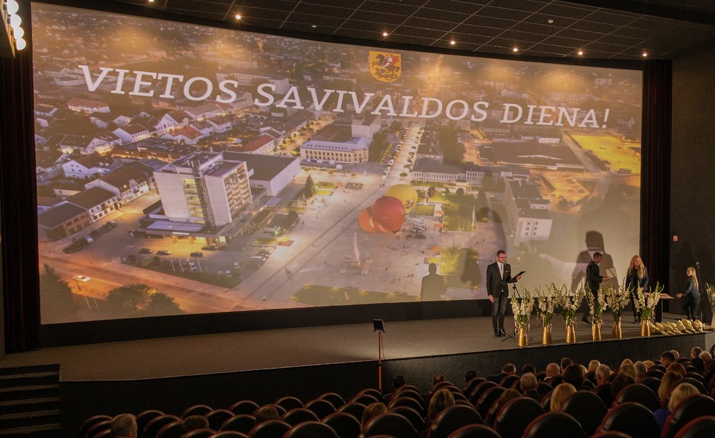 Savivaldos dienos proga – nuoširdūs  sveikinimai ir padėkos už kasdienį darbą savivaldybėje