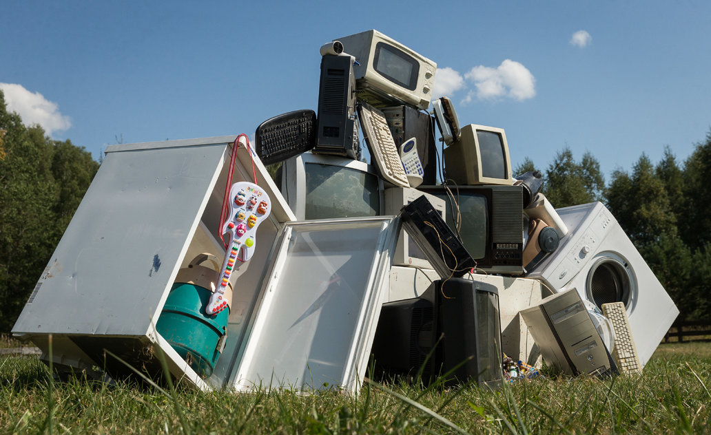 Artėja tarptautinė elektronikos atliekų diena – užsisakykite nemokamą jų išvežimą