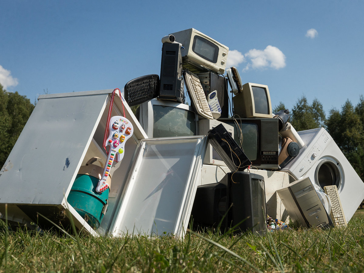 Artėja tarptautinė elektronikos atliekų diena – užsisakykite nemokamą jų išvežimą