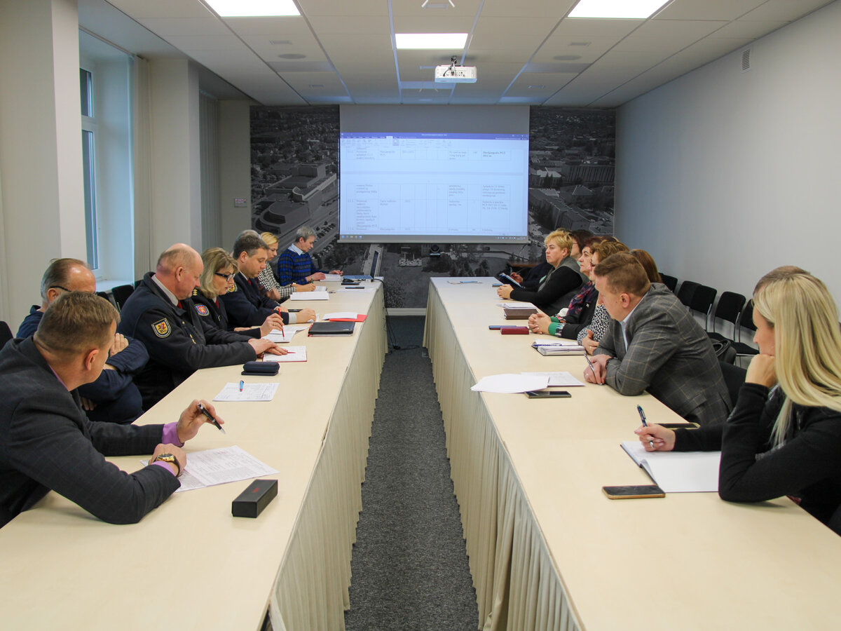 Savivaldybės ir ugniagesių bendradarbiavimas duoda rezultatų: įgyvendinta daug reikšmingų...