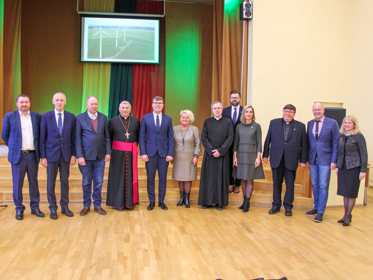 Prof. dr. Jonui Totoraičiui MIC 150 metų