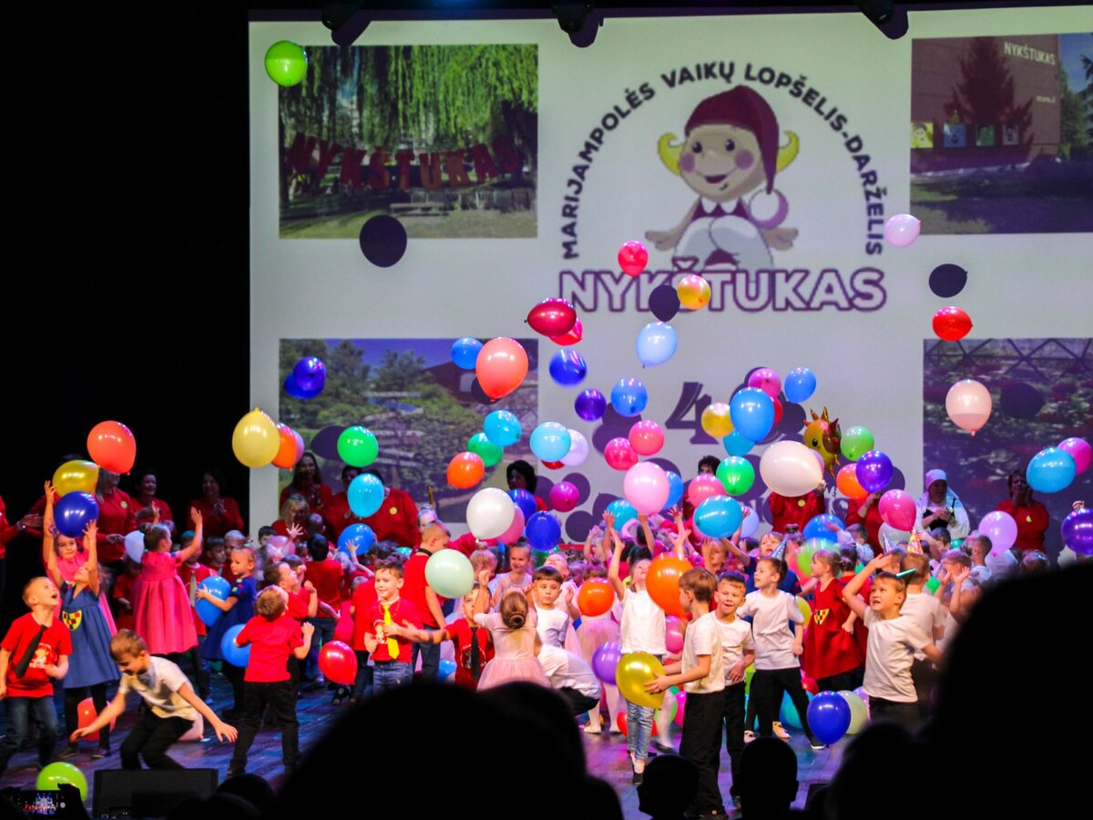 Spalvingas keturiasdešimtasis lopšelio-darželio „Nykštukas“ gimtadienis!