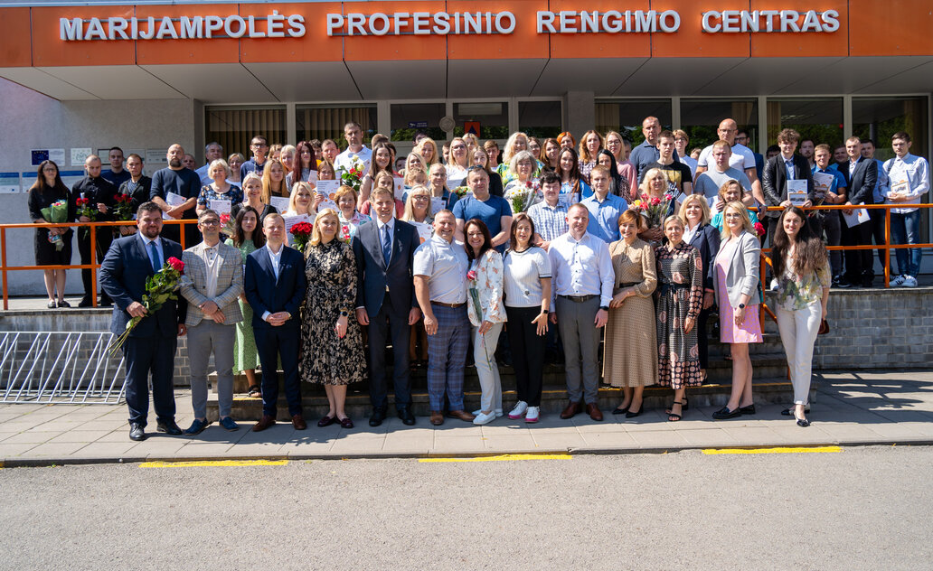 Diplomai buvo įteikti Marijampolės profesinio rengimo centro absolventams