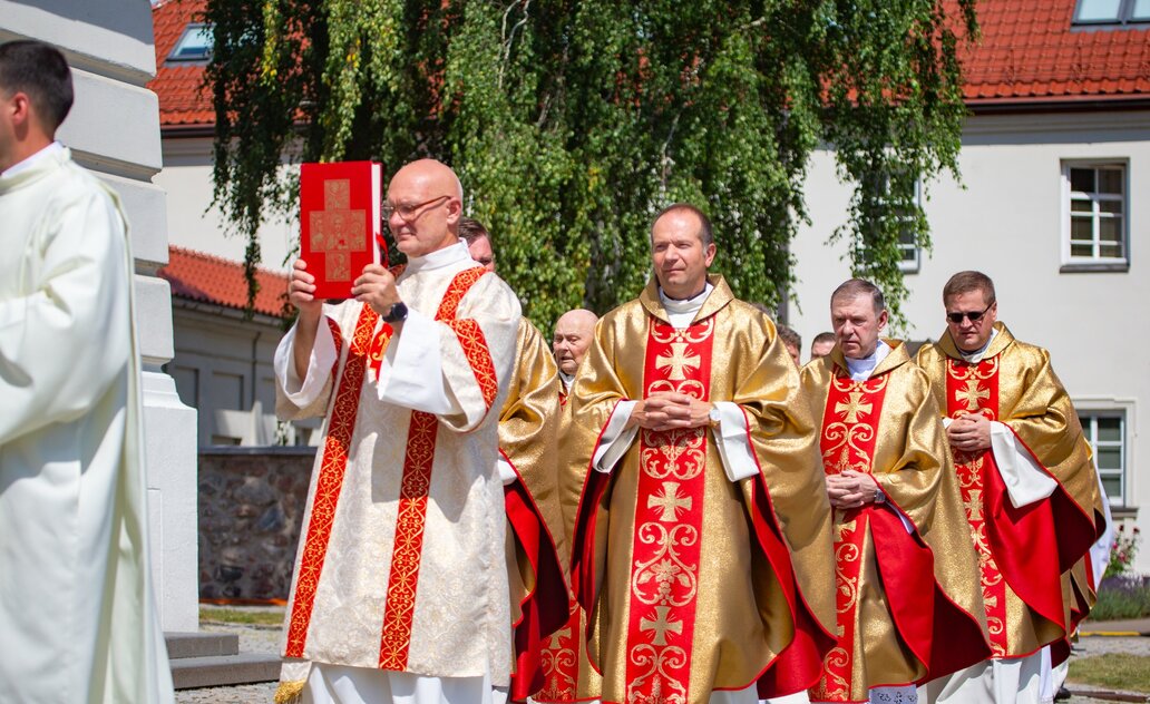 Palaimintojo Jurgio Matulaičio atlaidai: Dievo žodis – amžinai gyvas žodis!