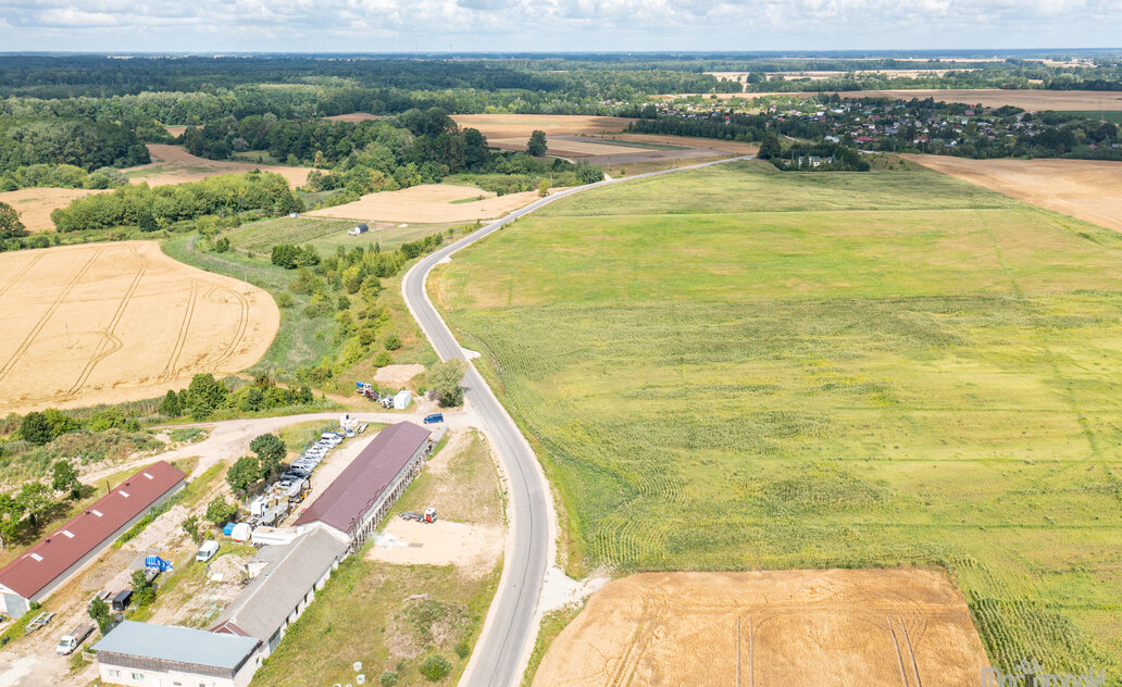 Dėmesys kaimiškosioms vietovėms: naujas asfaltas nugulė Pietariuose ir Puskelniuose