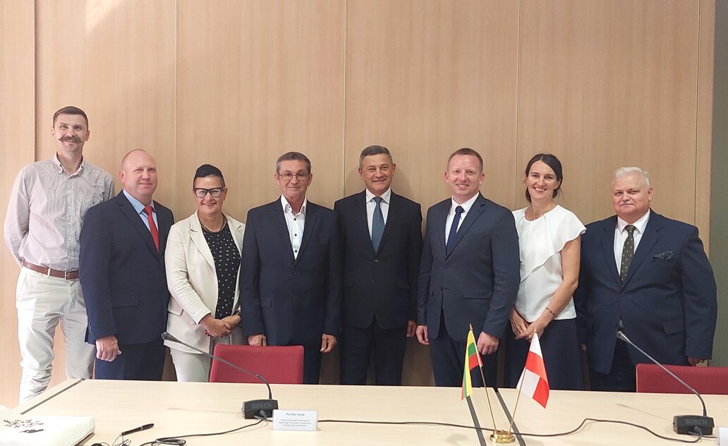 Pasienio bendradarbiavimo darbo grupės posėdyje Balstogėje aptarti aktualūs pasienio tarnybų,...