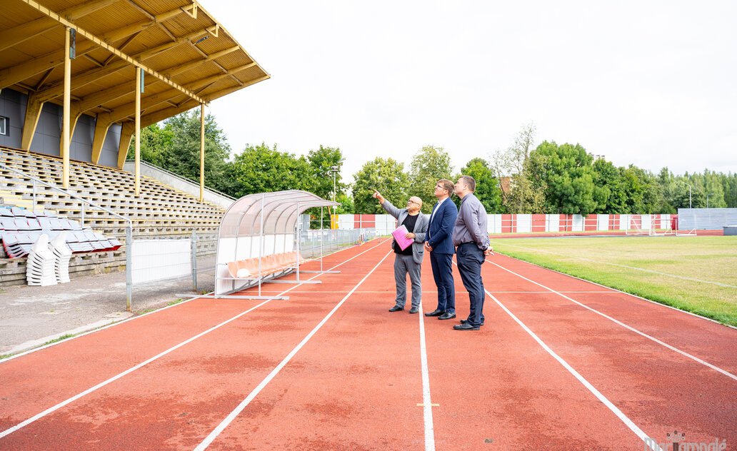 Marijampolės sporto centre atnaujinama žiūrovų tribūna