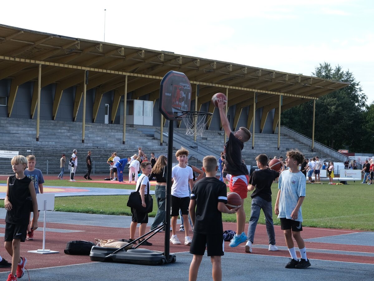 Atvirų durų dienos renginys Sporto centro stadione sulaukė ypatingo susidomėjimo 