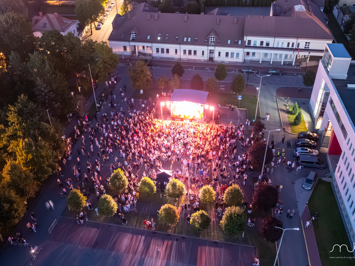 Jaunimo festivalis kvietė pasileisti plaukus ir atsikratyti išankstinių nuostatų