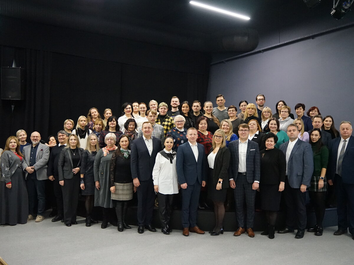  Kultūros centro kolektyvo ir savivaldybės vadovų  šventinis susitikimas su nuoširdžiomis...