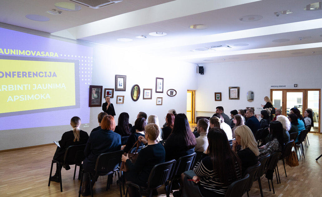Konferencijoje „Įdarbinti jaunimą apsimoka“: nauja programa bei jaunimo ir darbdavių gerosios...