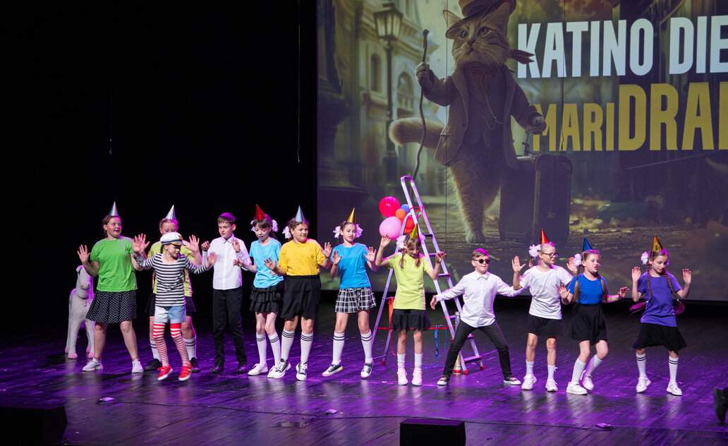 Marijampolėje šurmuliavo pietvakarių Lietuvos vaikų ir jaunimo teatrų festivalis „Katino dienos“