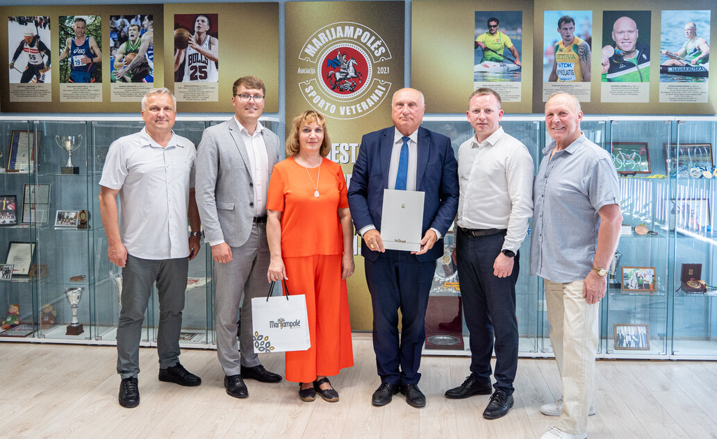 Įteiktos padėkos sporto organizacijoms už įsitraukimą į sporto savaitės renginius