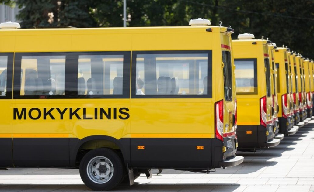 Akcija „Švilpukai saugo“ pasiekė ir geltonuosius mokyklinius autobusiukus