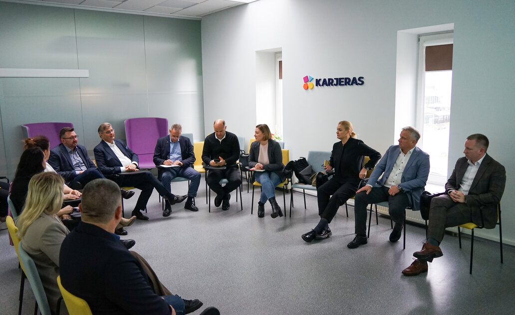Verslo tarybos posėdis: dėmesys jaunajai kartai