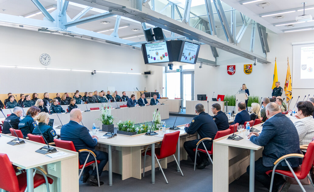 Marijampolės policijos veiklos metai: augantis pasitikėjimas ir nauji iššūkiai